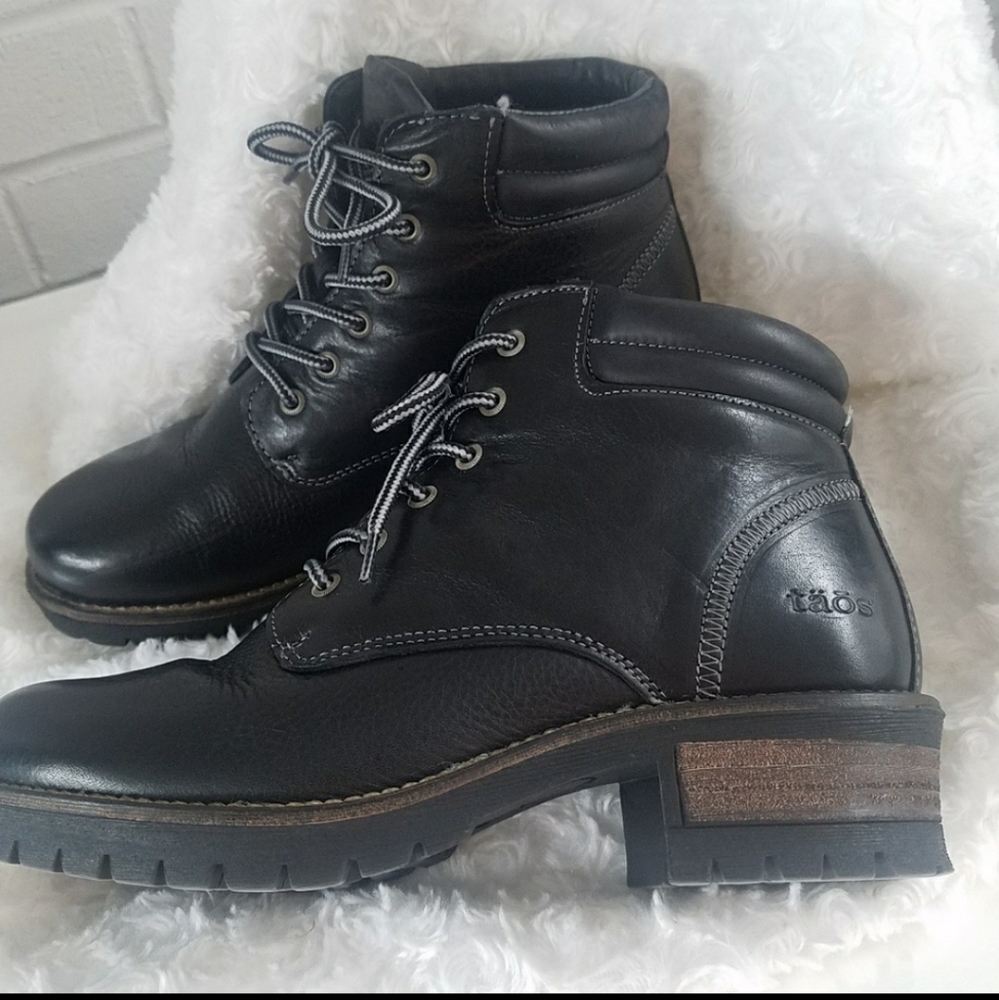 Taos black lace boots